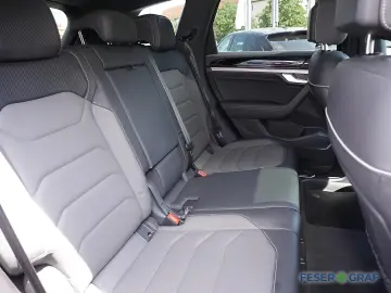 Touareg R-Line 4Motion 3.0 TDI PANO,AHK,RFK,LED