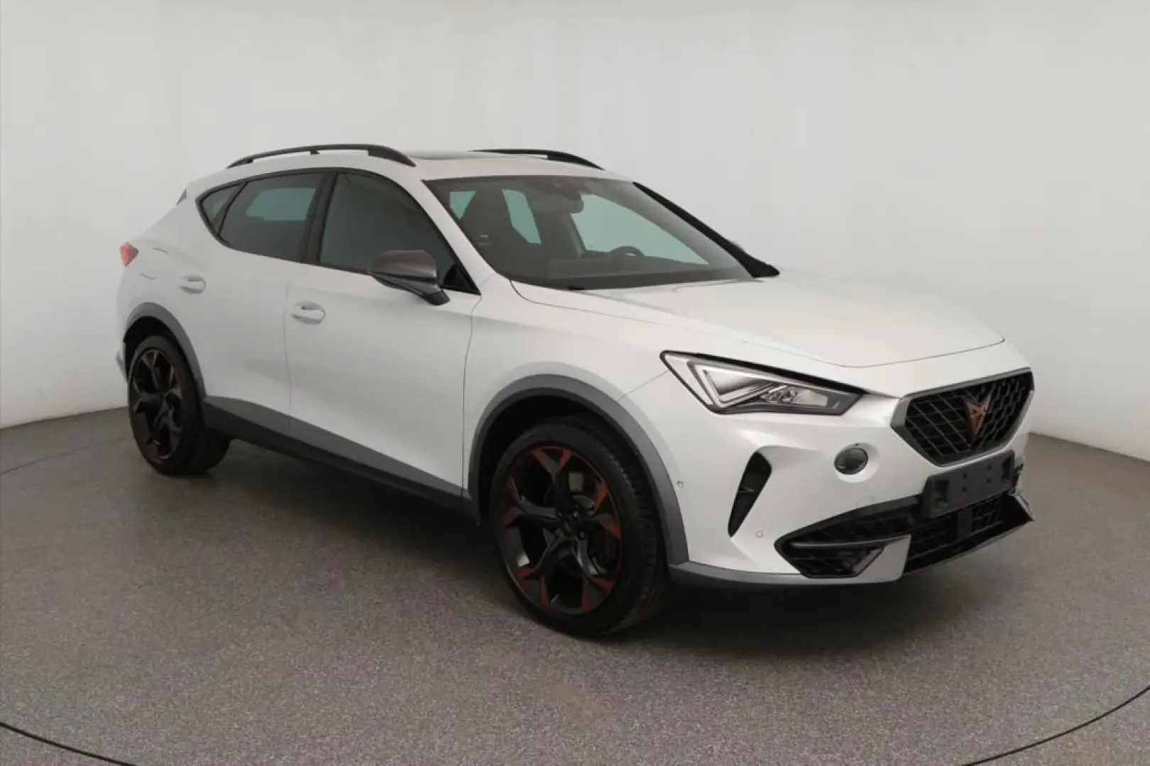 Formentor VZ 4Drive 2.0 TSI DSG Pano*AHK*RFK*PDC