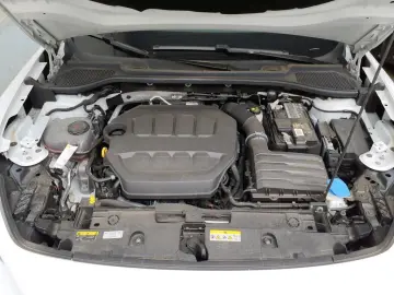 Formentor VZ 4Drive 2.0 TSI DSG Pano*AHK*RFK*PDC