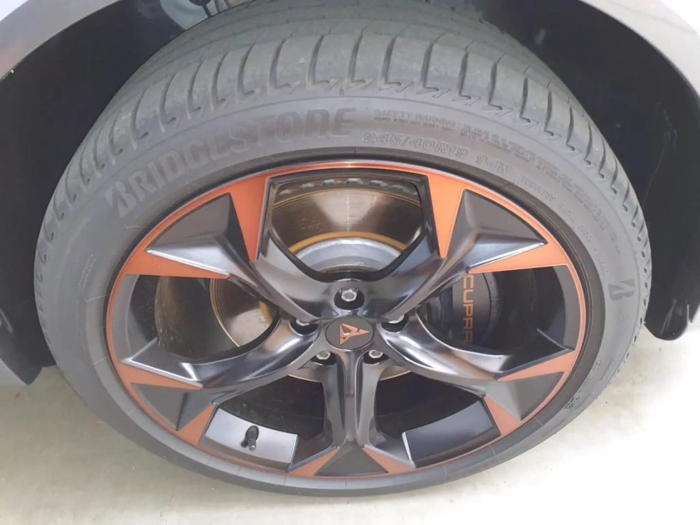 Formentor VZ 4Drive 2.0 TSI DSG Pano*AHK*RFK*PDC