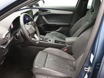 Formentor VZ 2.0TSI 4Drive DSG / Navi, Pano, AHK