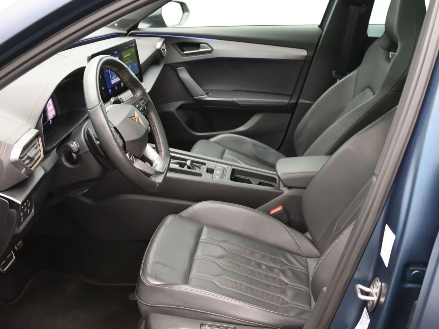 Formentor VZ 2.0TSI 4Drive DSG / Navi, Pano, AHK