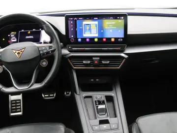 Formentor VZ 2.0TSI 4Drive DSG / Navi, Pano, AHK