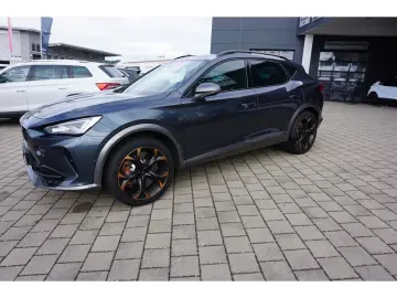 Formentor VZ 2.0 TSI 4Drive DSG Pano Navi LED AC