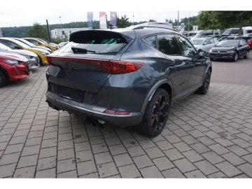 Formentor VZ 2.0 TSI 4Drive DSG Pano Navi LED AC