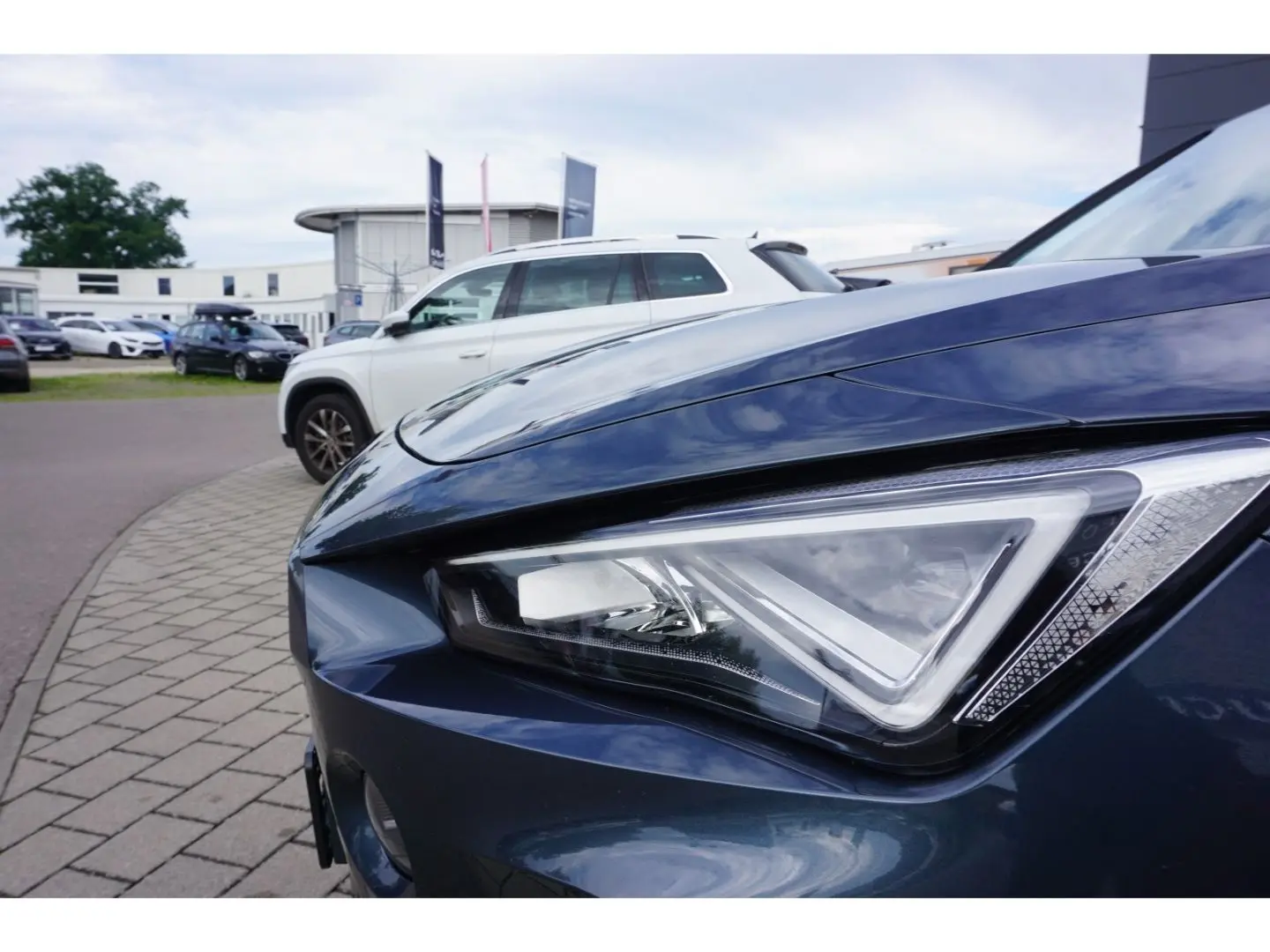 Formentor VZ 2.0 TSI 4Drive DSG Pano Navi LED AC