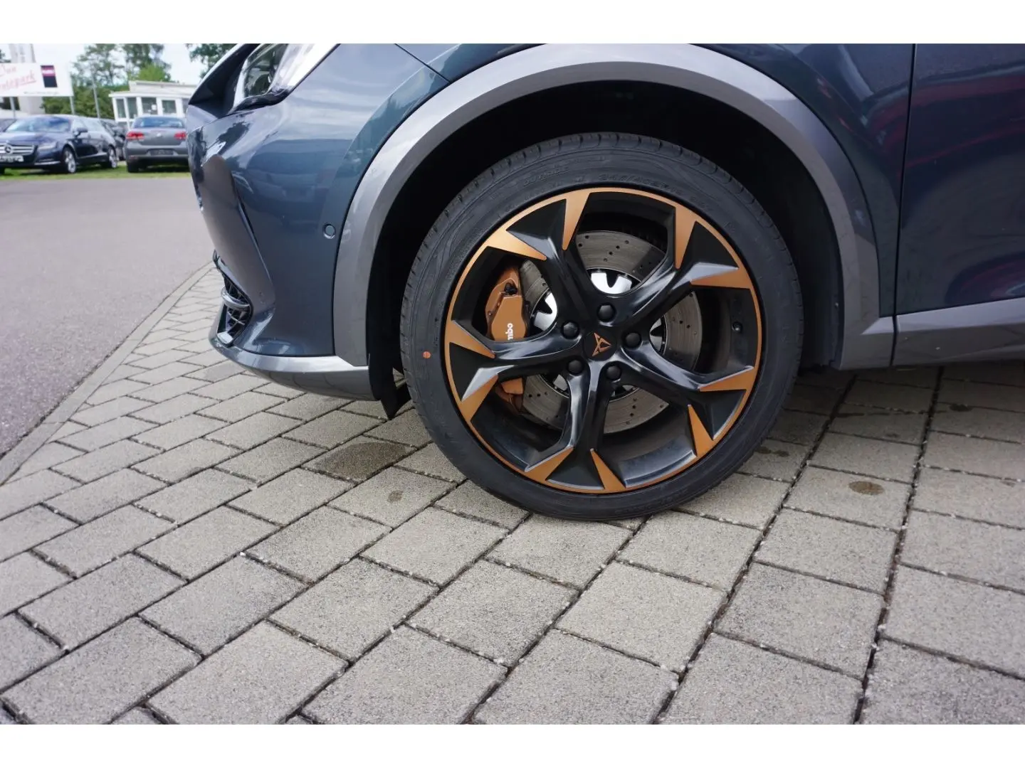 Formentor VZ 2.0 TSI 4Drive DSG Pano Navi LED AC