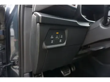 Formentor VZ 2.0 TSI 4Drive DSG Pano Navi LED AC