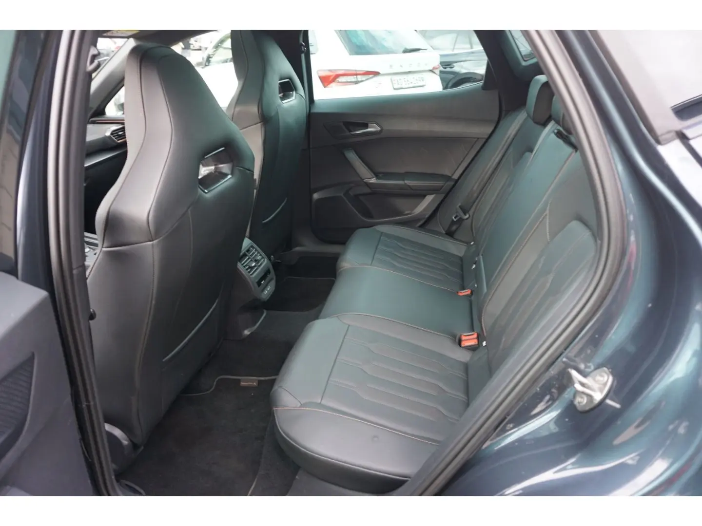 Formentor VZ 2.0 TSI 4Drive DSG Pano Navi LED AC