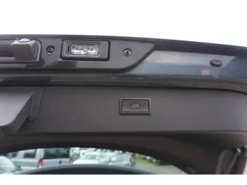 Formentor VZ 2.0 TSI 4Drive DSG Pano Navi LED AC
