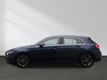 A 200 d Progressive Rückfahrkamera Ambiente LED
