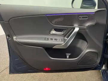 A 200 d Progressive Rückfahrkamera Ambiente LED
