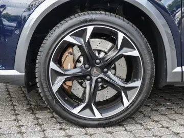 Formentor VZ 2.0 TSI 4Drive DSG PANO+RFK+LED+SHZ