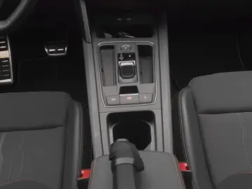 Formentor VZ 2.0TSI 4D DSG*ACC*AHK*PANO*BREMB*19