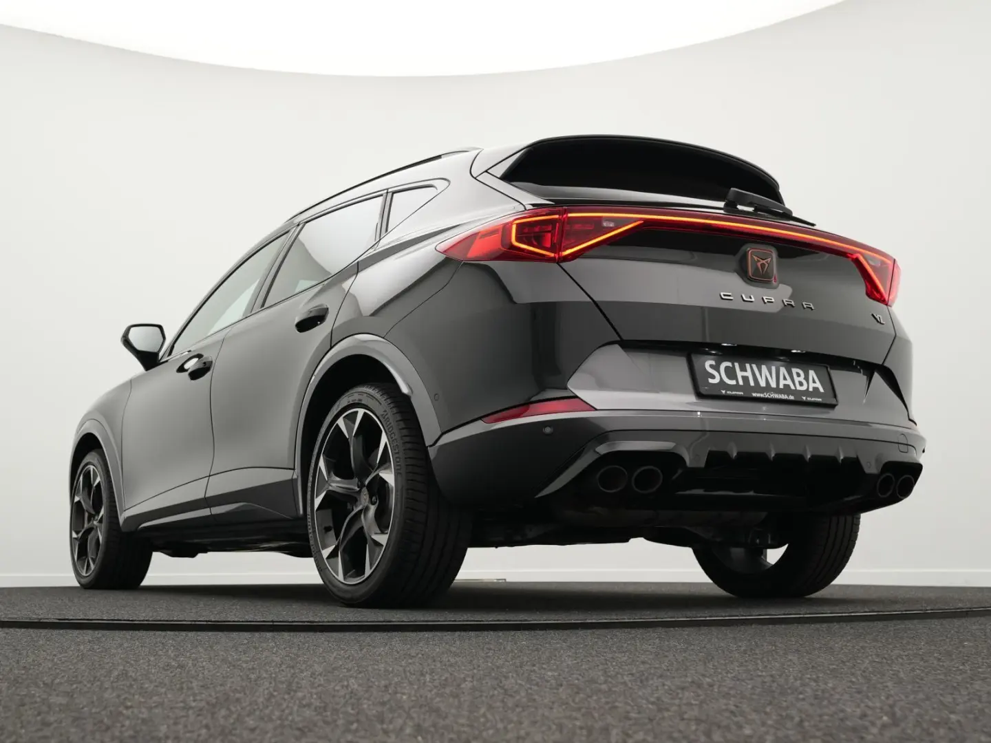 Formentor VZ 2.0TSI 4D DSG*ACC*AHK*PANO*BREMB*19