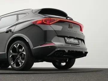 Formentor VZ 2.0TSI 4D DSG*ACC*AHK*PANO*BREMB*19