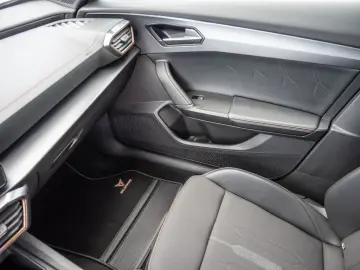 Formentor VZ 2.0 TSI 4Drive KAMERA NAVI ACC LED