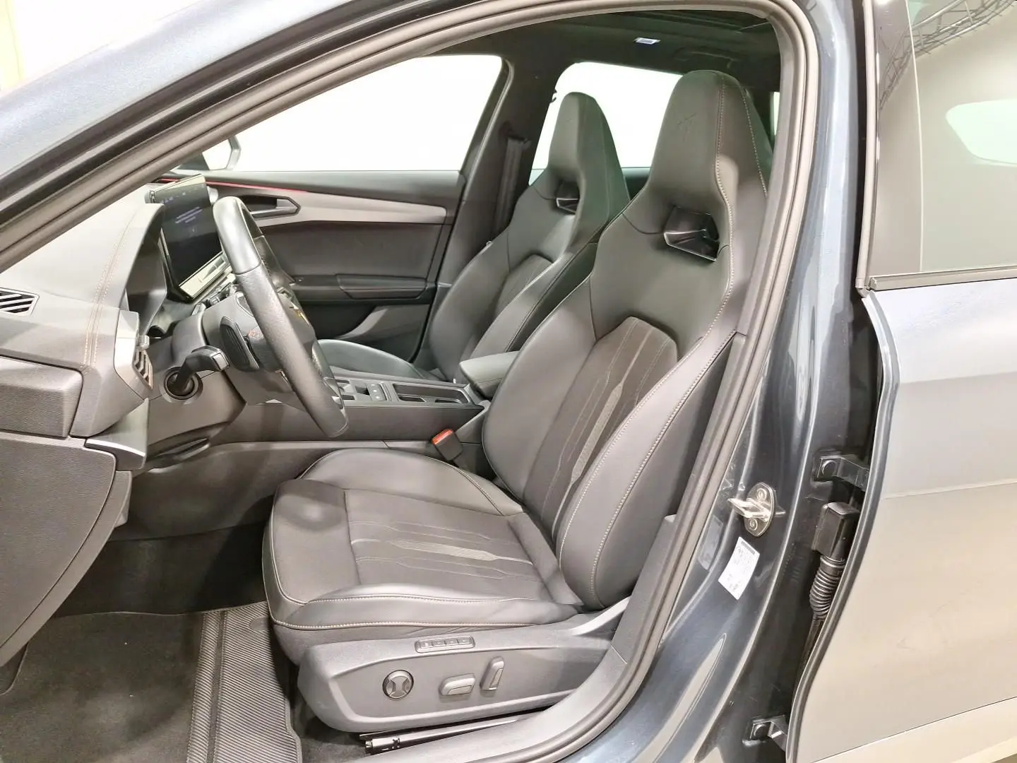 Formentor 2.0 16V TSI DSG VZ 4Drive virt.Cock.|L