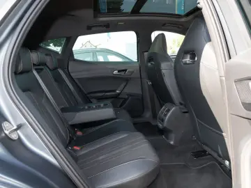 Formentor 2.0 TSI DSG 4D VZ PANO beats LM19 AHK
