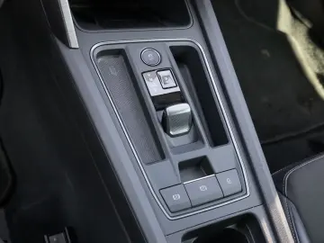 Formentor 2.0 TSI DSG 4D VZ PANO beats LM19 AHK