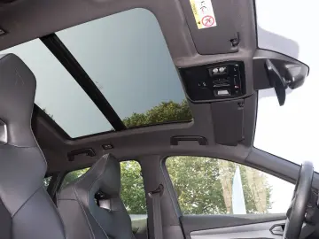 Formentor 2.0 TSI DSG 4D VZ PANO beats LM19 AHK