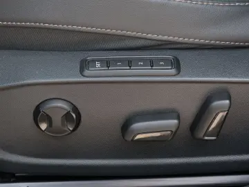Formentor 2.0 TSI DSG 4D VZ PANO beats LM19 AHK