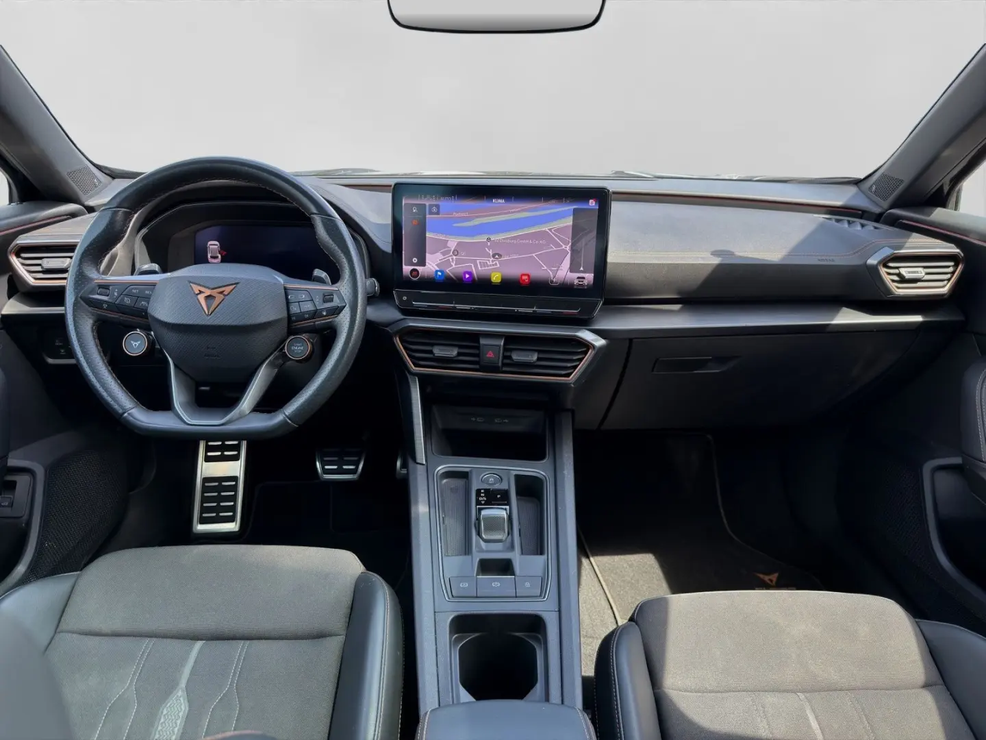 Formentor VZ 2.0 TSI 4D PANO AHK BEATS FULL-LINK