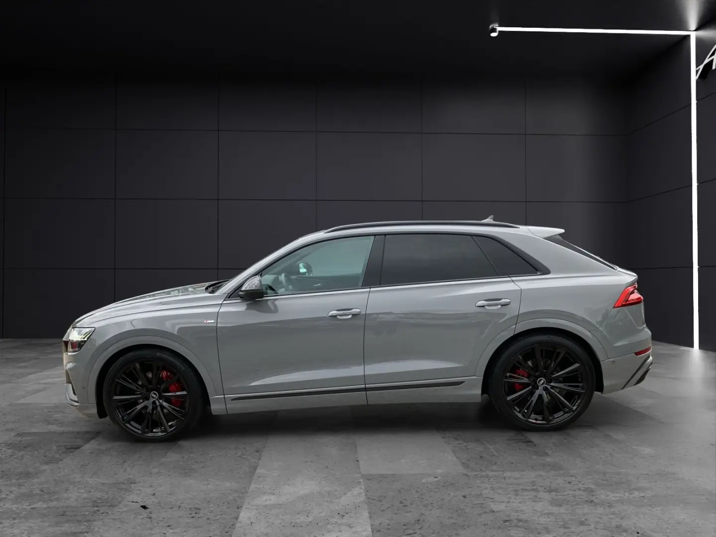 Q8 50 TDI Q competition plus S-Line STH Matrix A