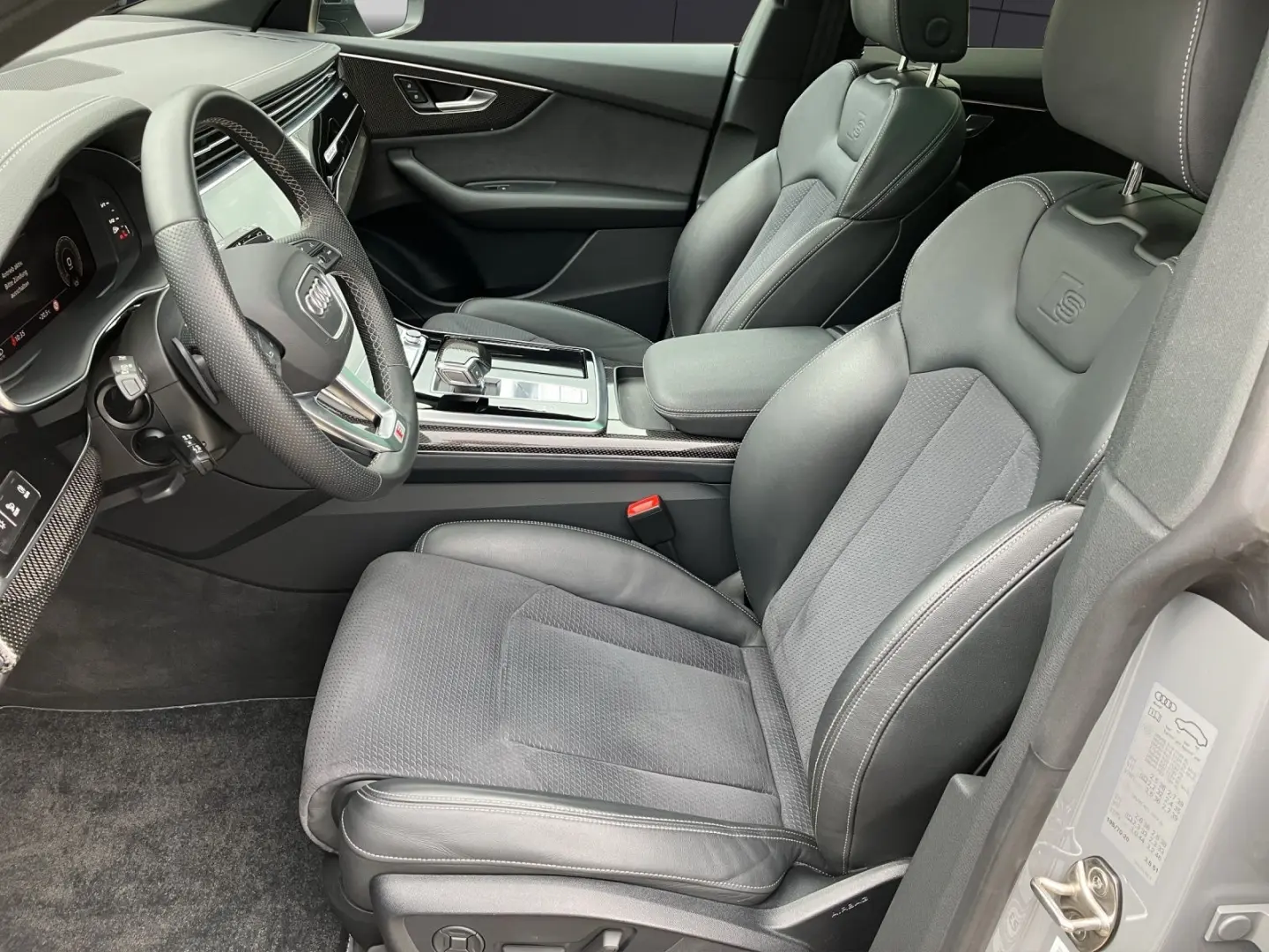 Q8 50 TDI Q competition plus S-Line STH Matrix A