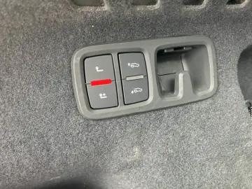 Q8 50 TDI Q competition plus S-Line STH Matrix A