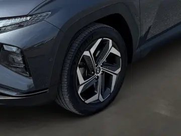 Tucson 1.6T Plug-In Hybrid 4WD Prime LED Navi Ka