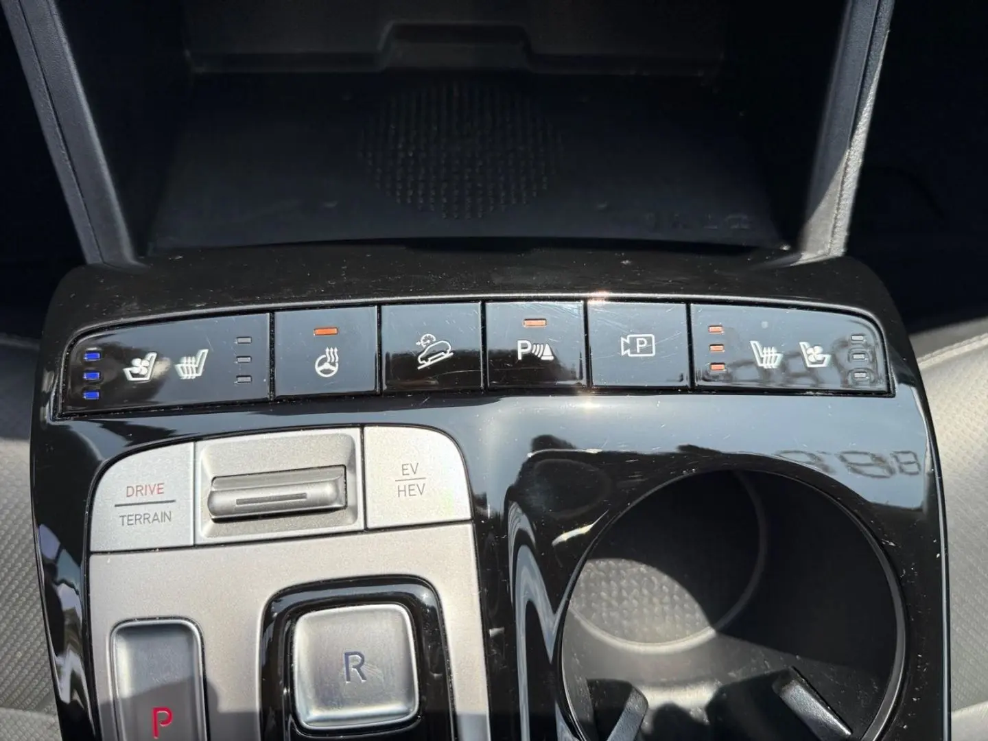 Tucson 1.6T Plug-In Hybrid 4WD Prime LED Navi Ka