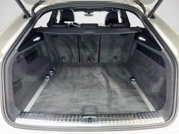 Q8 50 TDI QU S LINE BLACK MATRIX PANO AHK HUD SO