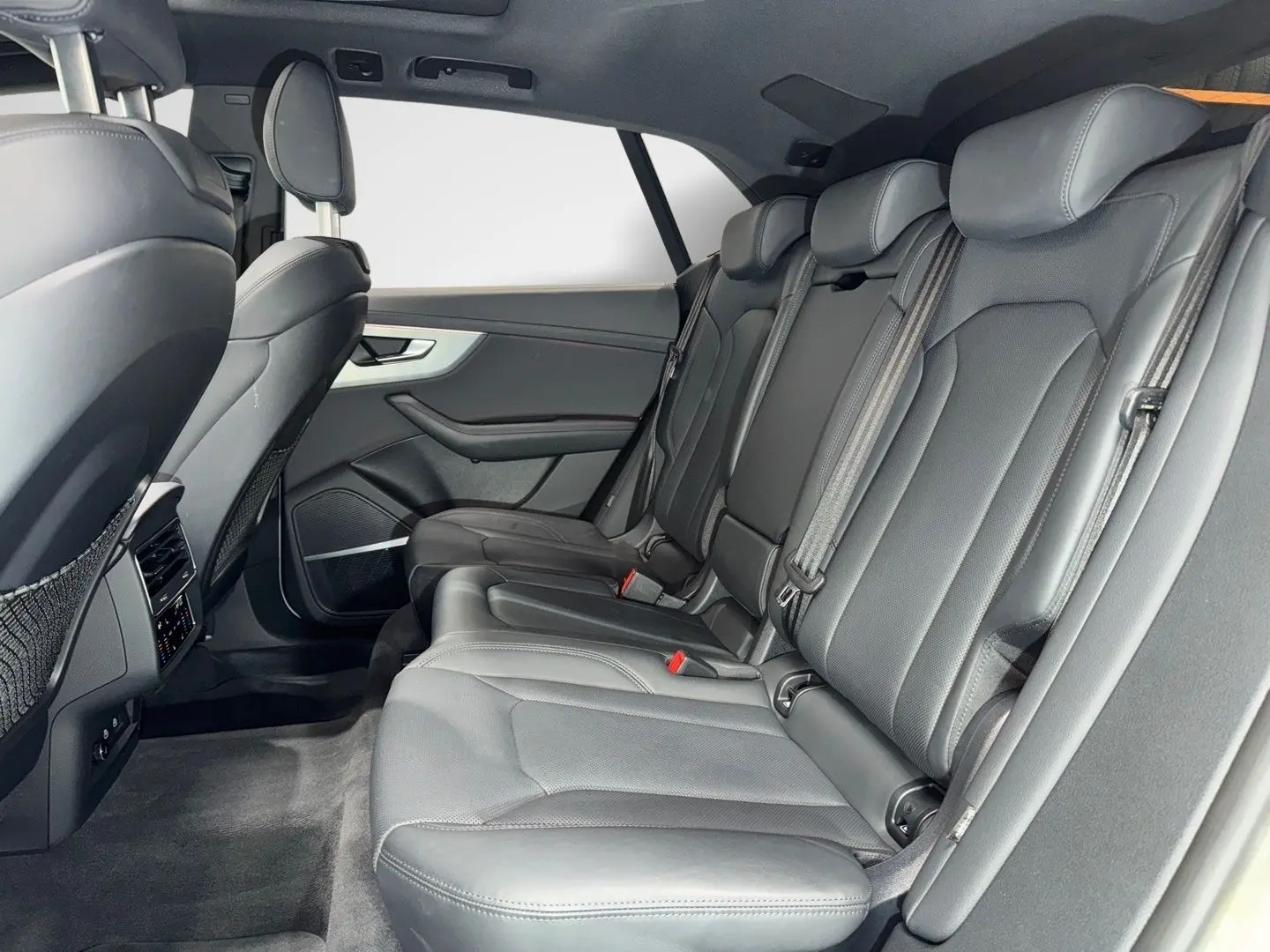 Q8 50 TDI QU S LINE BLACK MATRIX PANO AHK HUD SO