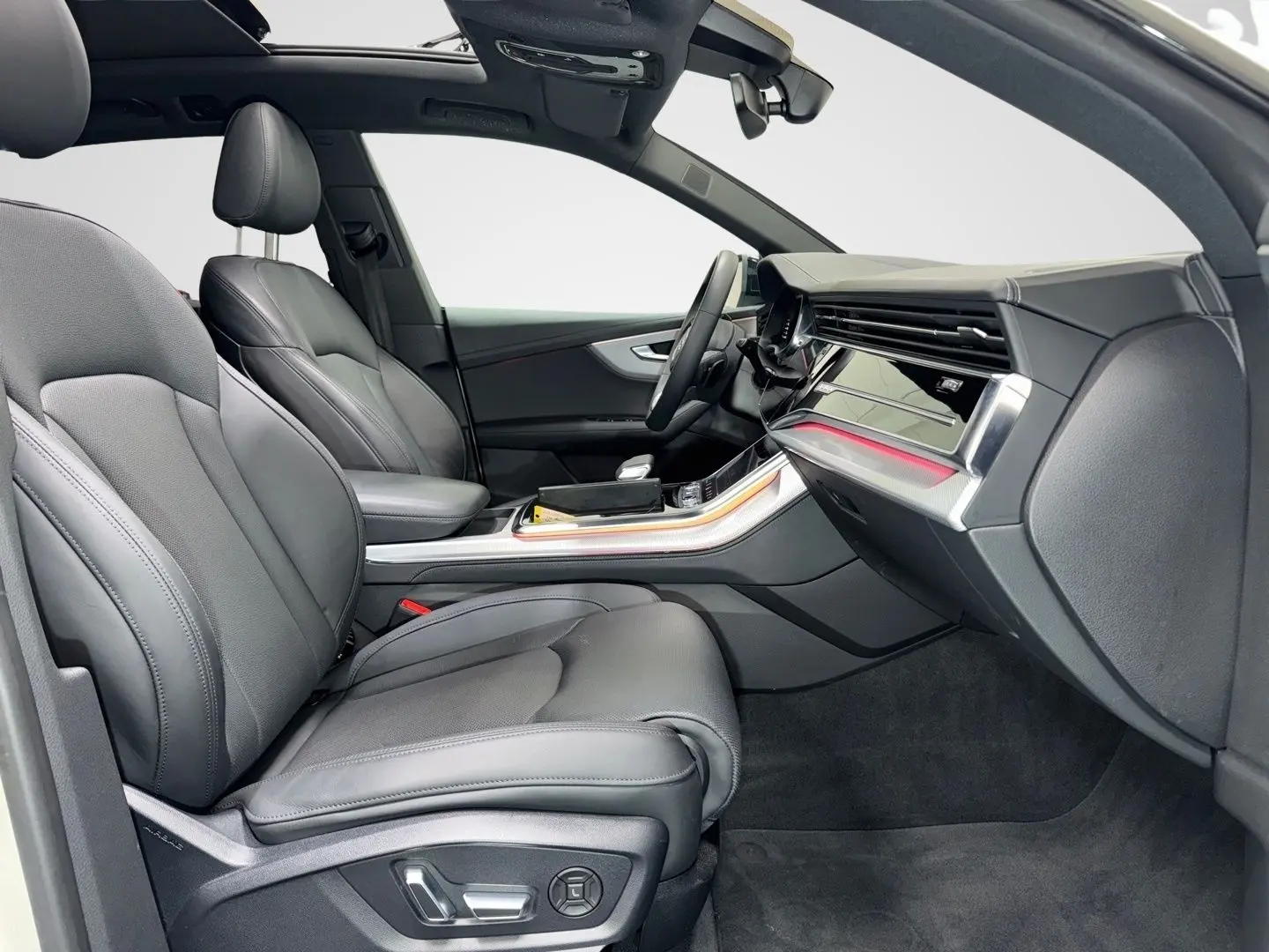 Q8 50 TDI QU S LINE BLACK MATRIX PANO AHK HUD SO