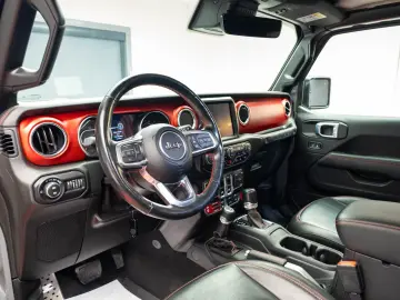 Jeep WRANGLER Rubicon 3 usi