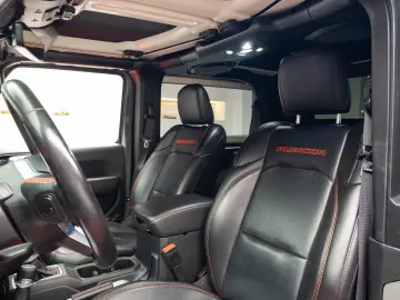 Jeep WRANGLER Rubicon 3 usi