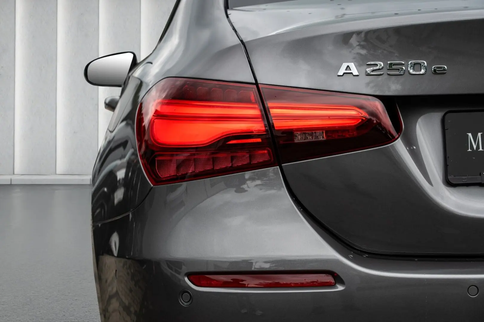 MERCEDES BENZ A250e Limousine mit EQ Hybrid LEASING