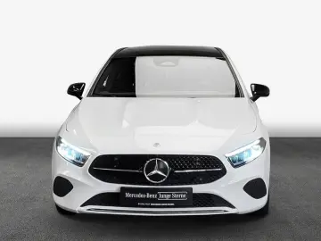 MERCEDES BENZ A200 Limo Sedan PANO LEASING