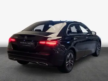 MERCEDES BENZ A200 Limo Progressive PANO LEASING