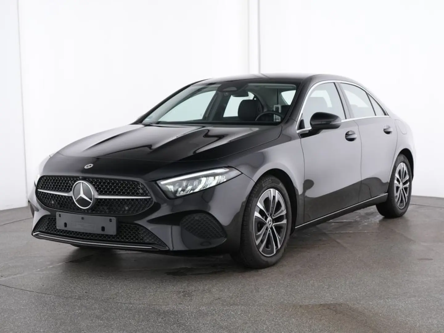 MERCEDES BENZ A220 4MATIC Limousine Progressive