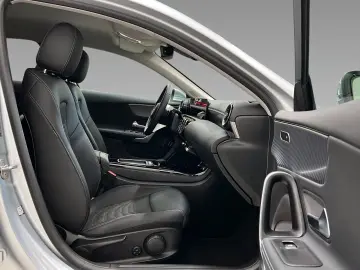 MERCEDES BENZ A220 4MATIC Limo PROGRESSIVE LEASING