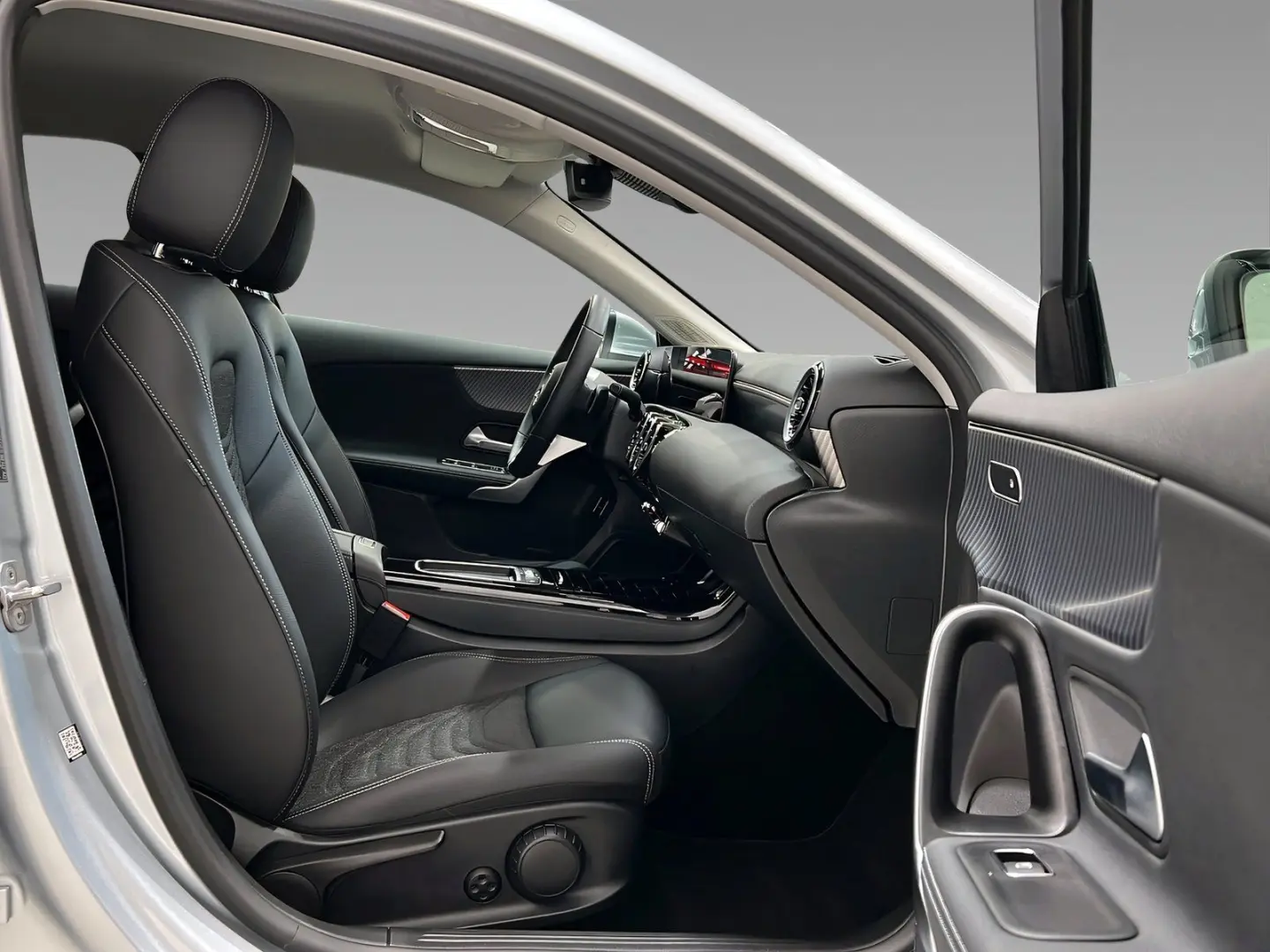 MERCEDES BENZ A220 4MATIC Limo PROGRESSIVE LEASING