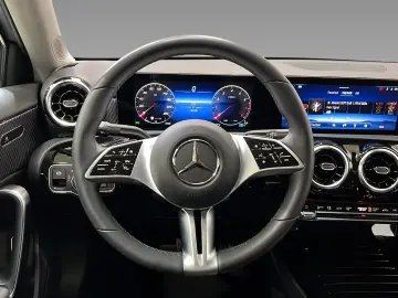 MERCEDES BENZ A220 4MATIC Limo PROGRESSIVE LEASING