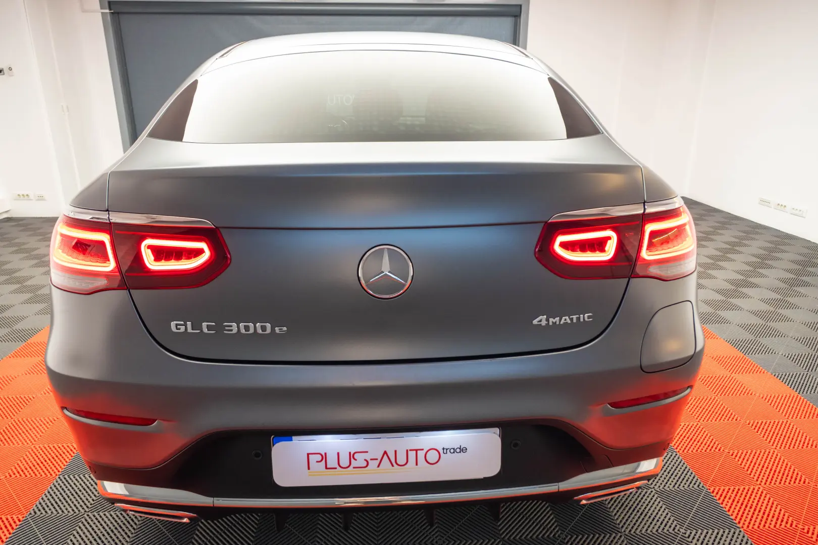Mercedes Benz GLC 300e 4 Matic Coupe