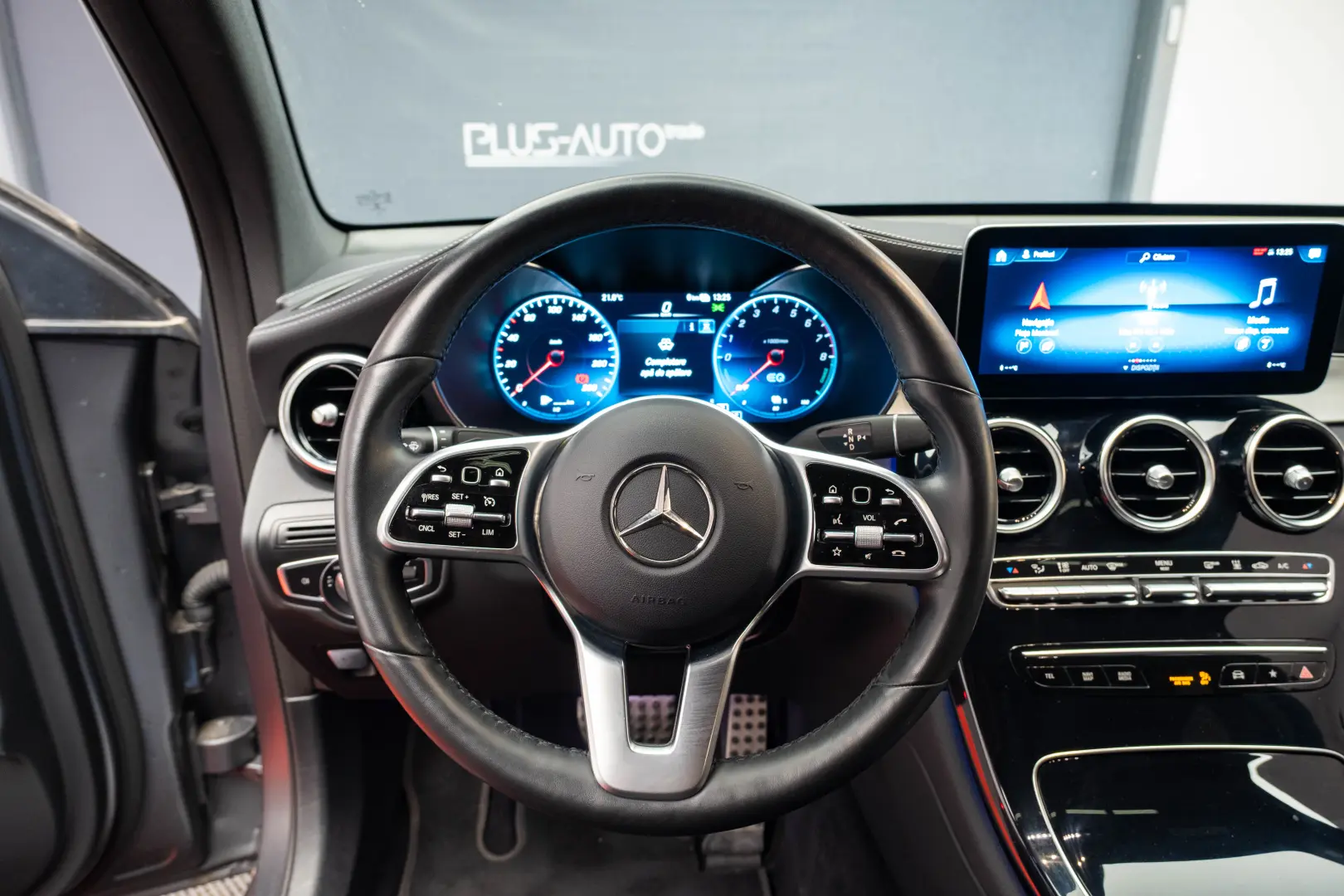 Mercedes Benz GLC 300e 4 Matic Coupe