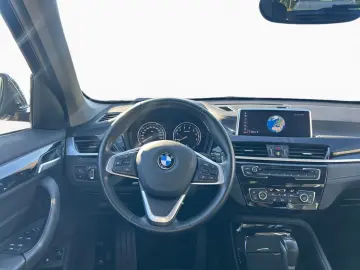 X1 xDrive25e Sport Line LED AHK HiFi Navi SHZ