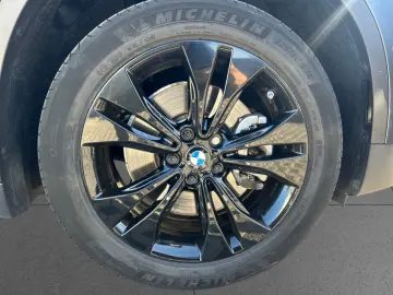 X1 xDrive25e Sport Line LED AHK HiFi Navi SHZ