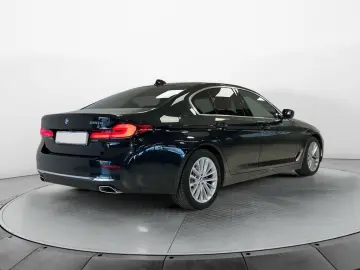 BMW 520d Luxury Line • LED • Interior piele