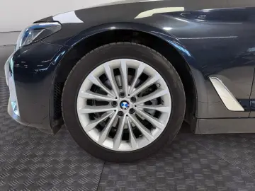 BMW 520d Luxury Line • LED • Interior piele